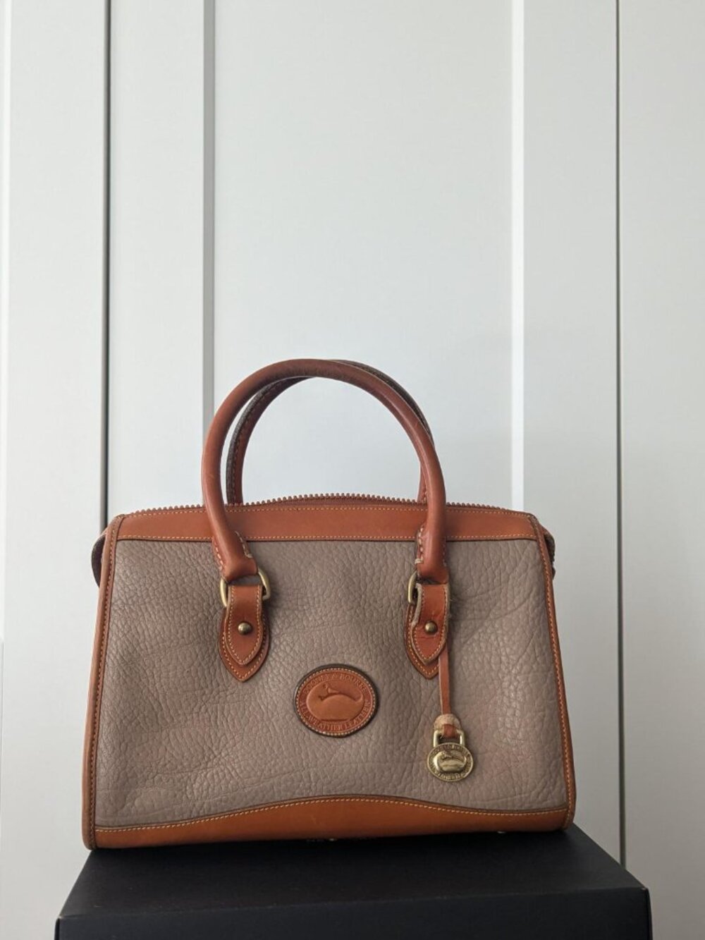 Authentic Dooney and Bourke AWL satchel zipper top case